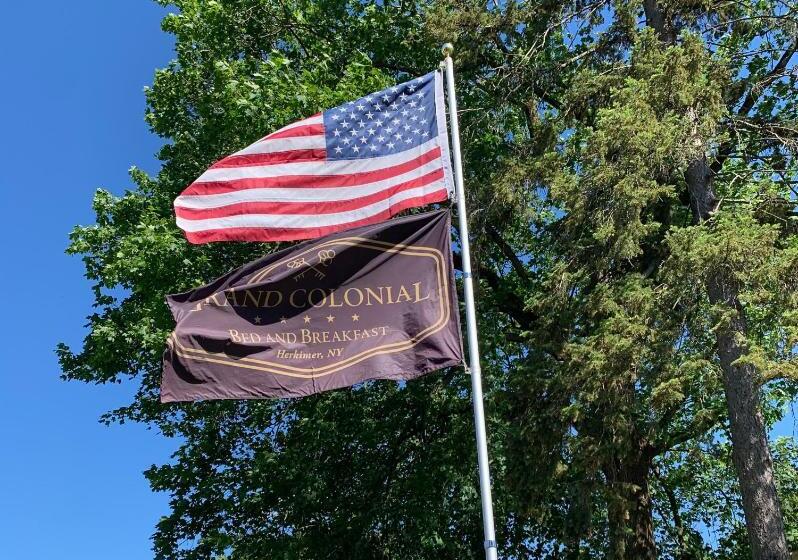 Grand Colonial Bed And Breakfast