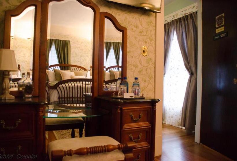 Grand Colonial Bed And Breakfast