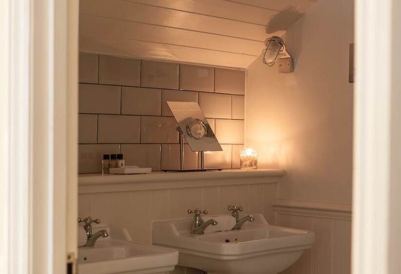 Headland House Luxury B&b