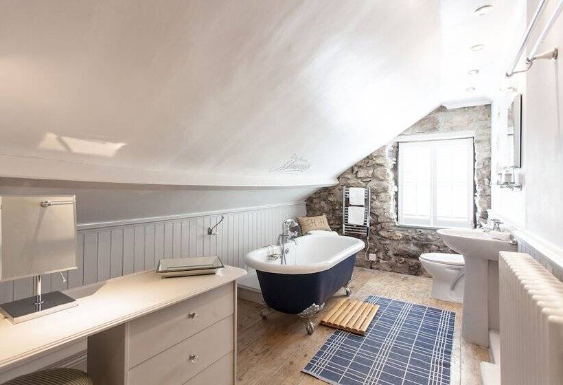 Headland House Luxury B&b