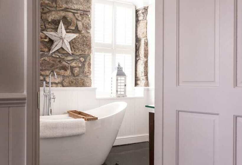 Headland House Luxury B&b