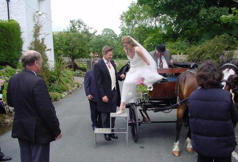 簡易ホテル Calf S Head