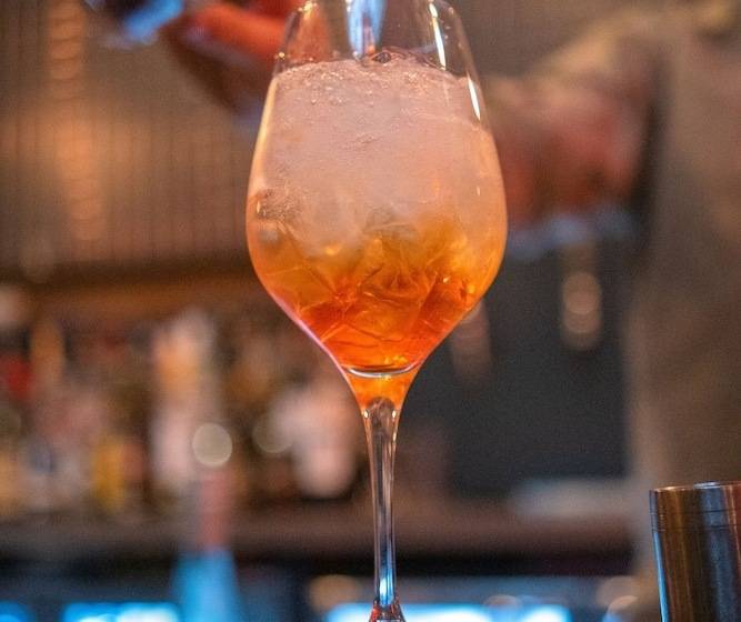 فندق فئة نجمة واحدة The Courthouse