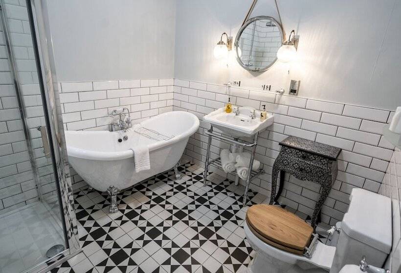 فندق فئة نجمة واحدة The Courthouse