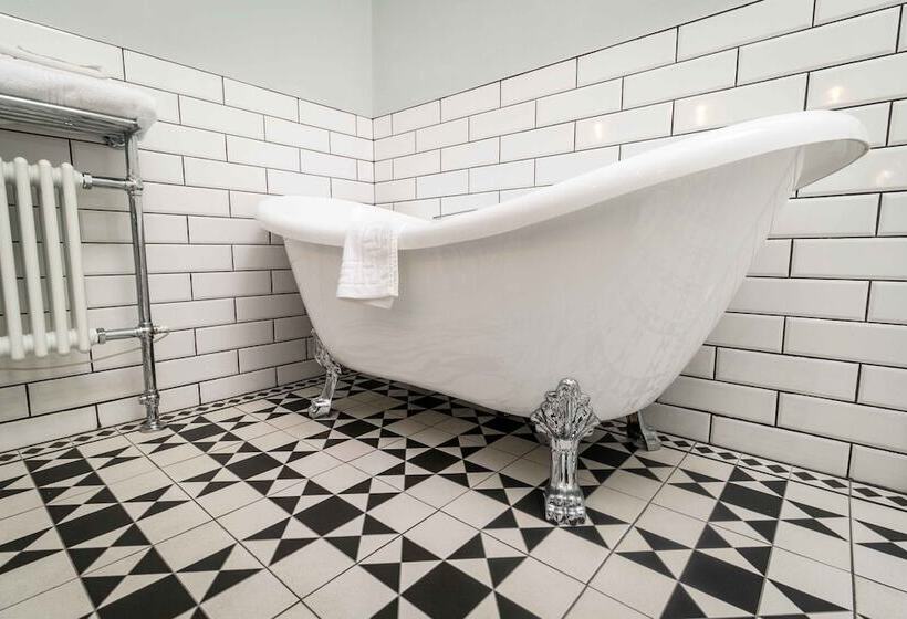 فندق فئة نجمة واحدة The Courthouse