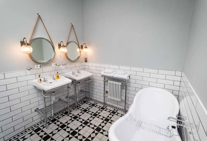 فندق فئة نجمة واحدة The Courthouse