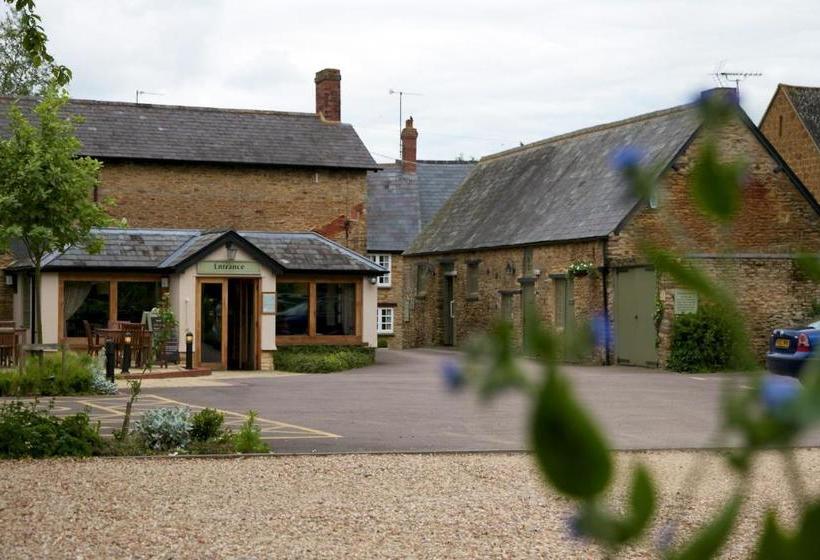 여관 Fox At Farthinghoe