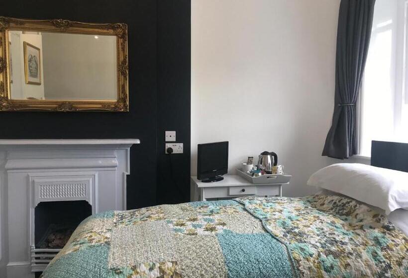 여관 The Nags Head   Room Only Accommodation