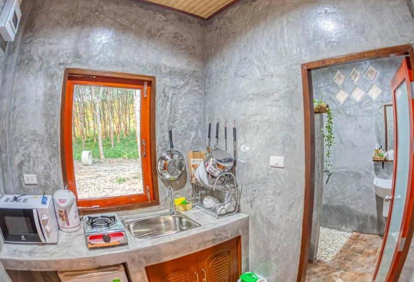 فندق Baan Suan Farmstay