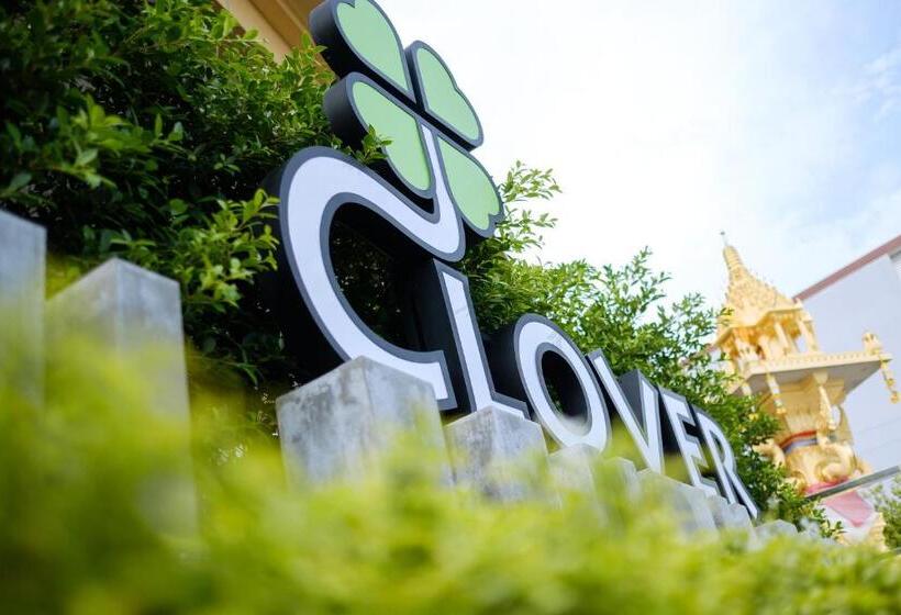Clover Hotel Hatyai