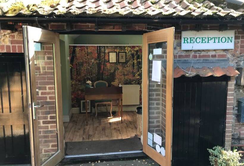 호텔 Felbrigg Lodge Bed And Breakfast