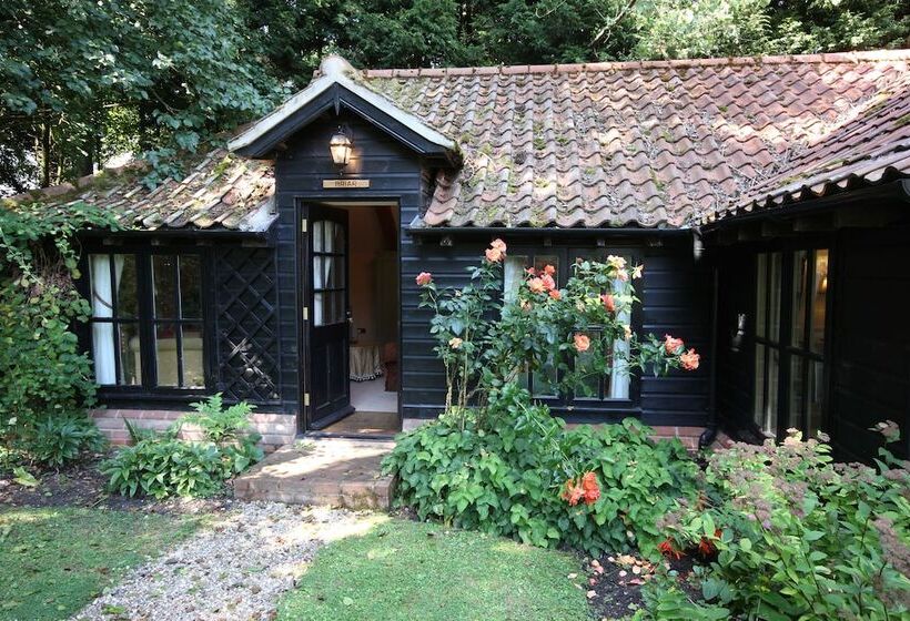 호텔 Felbrigg Lodge Bed And Breakfast