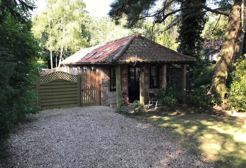 호텔 Felbrigg Lodge Bed And Breakfast