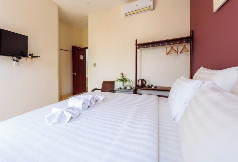 هتل Green Town House Hoi An