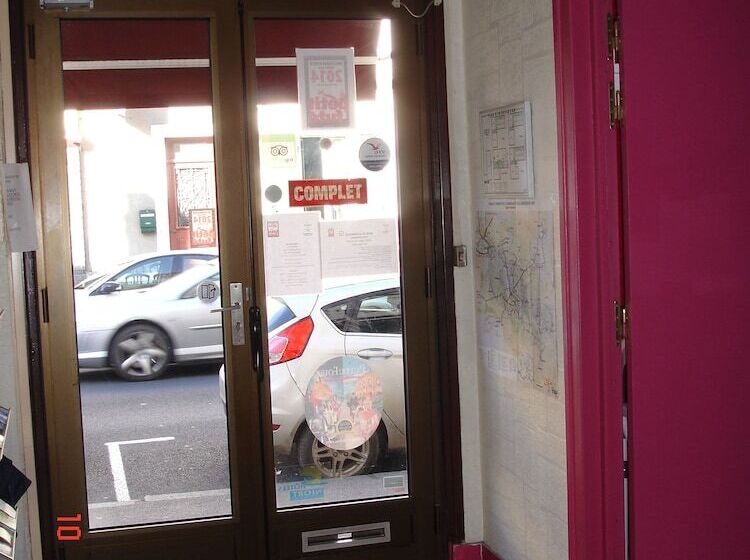 Отель Hôtel De La Marmotte