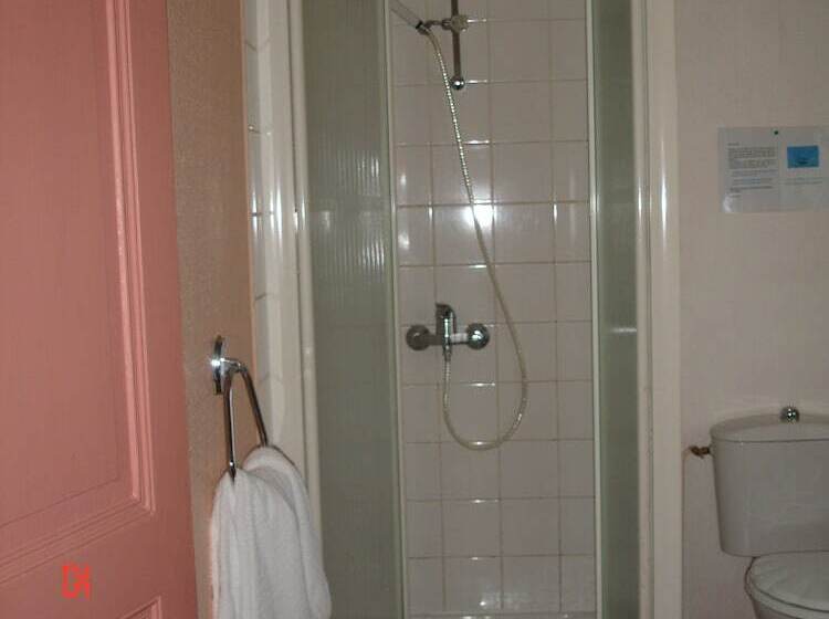 Отель Hôtel De La Marmotte