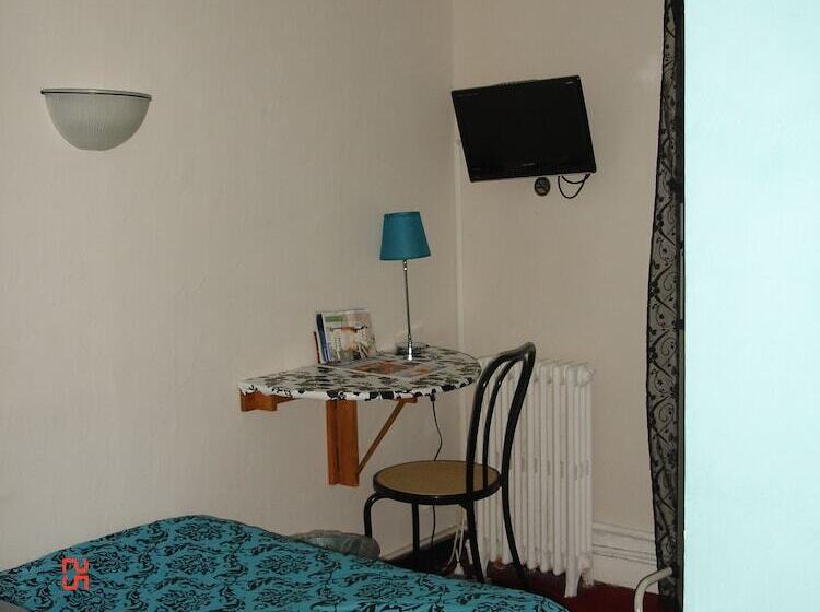 Отель Hôtel De La Marmotte