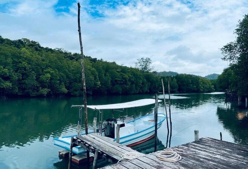 فندق Markhouse Bungalow Ko Kut