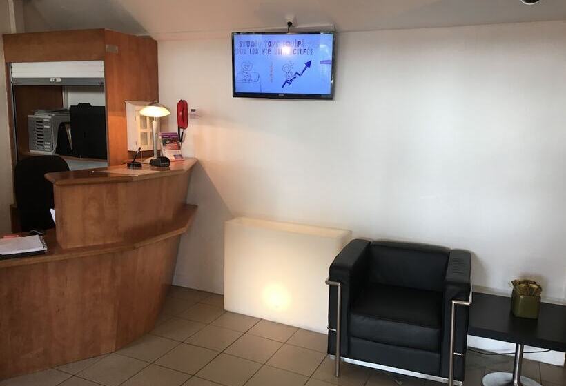 فندق Montempô Apparthôtel Cdg Goussainville