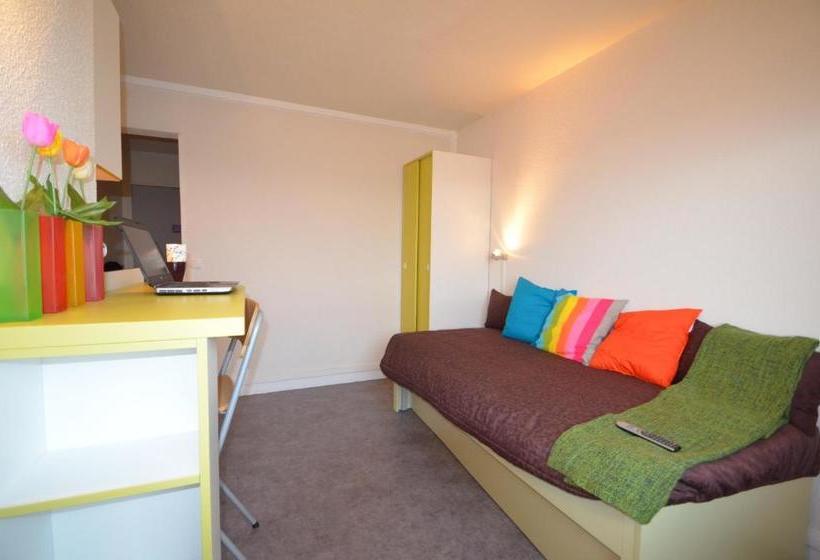 فندق Montempô Apparthôtel Cdg Goussainville