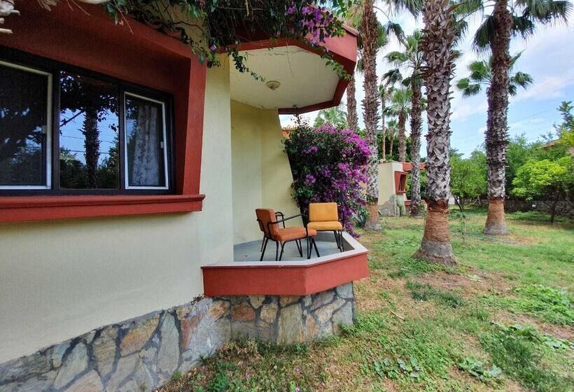 בית מלון כפרי Oblomov