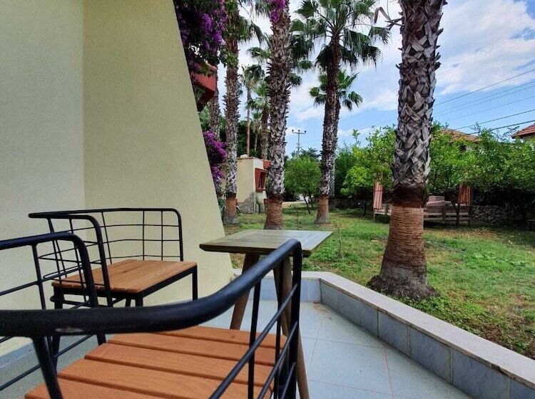 בית מלון כפרי Oblomov