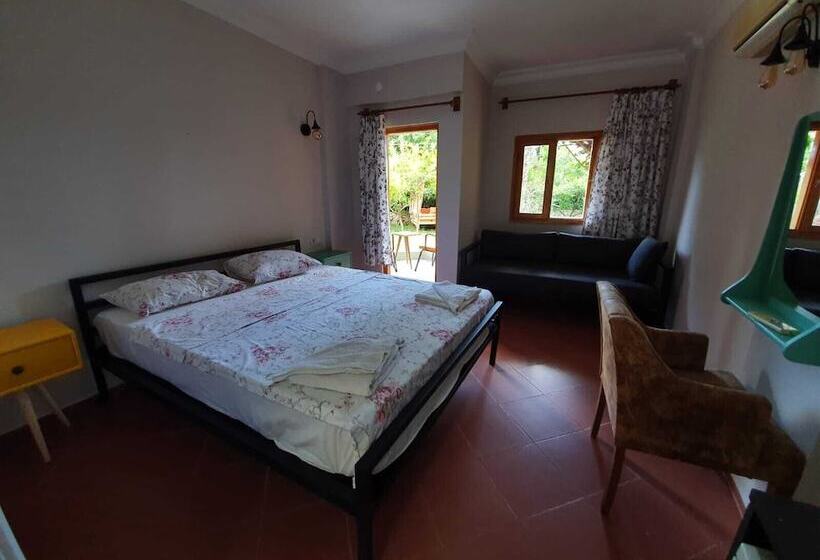 בית מלון כפרי Oblomov