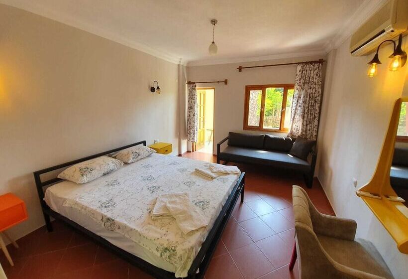 בית מלון כפרי Oblomov