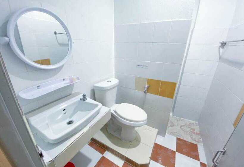 בית מלון כפרי Orchid Apartment