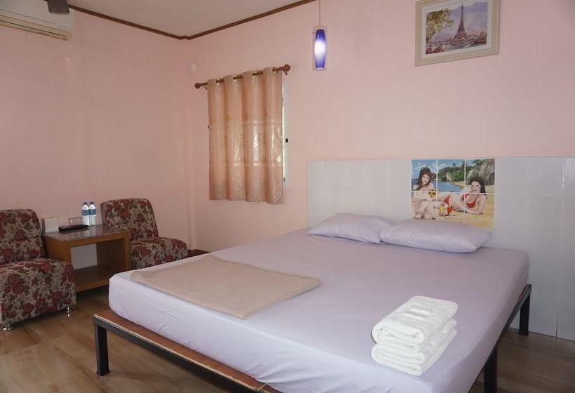 בית מלון כפרי Rosenie Resort