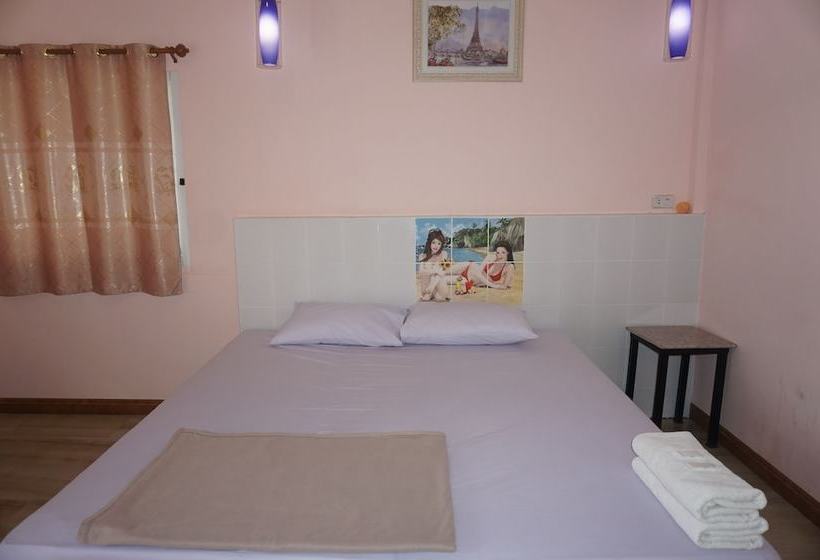 בית מלון כפרי Rosenie Resort