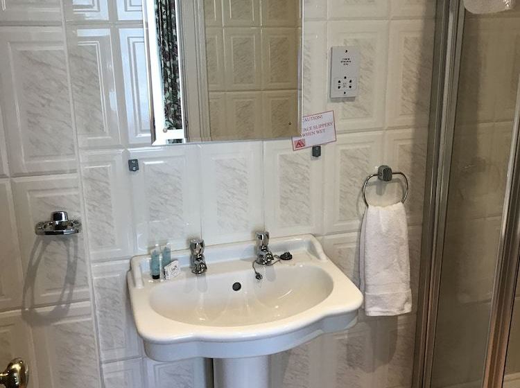 בית מלון כפרי Taylors