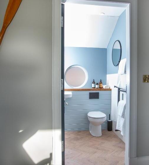 בית מלון כפרי The Crusoe