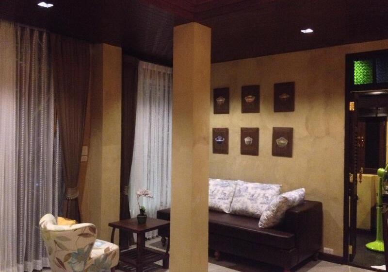 هتل Tree Tara Resort