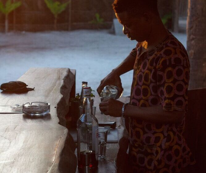 فندق Tsunami Village