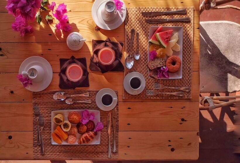 فندق Tsunami Village