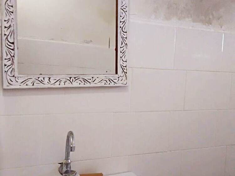 Отель Tuna Lodge