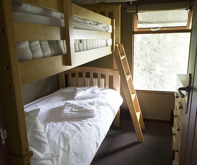 فندق Waterside Holiday Park & Spa