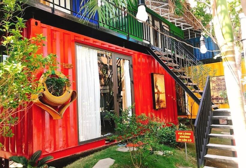 هتل Why Not Hostel