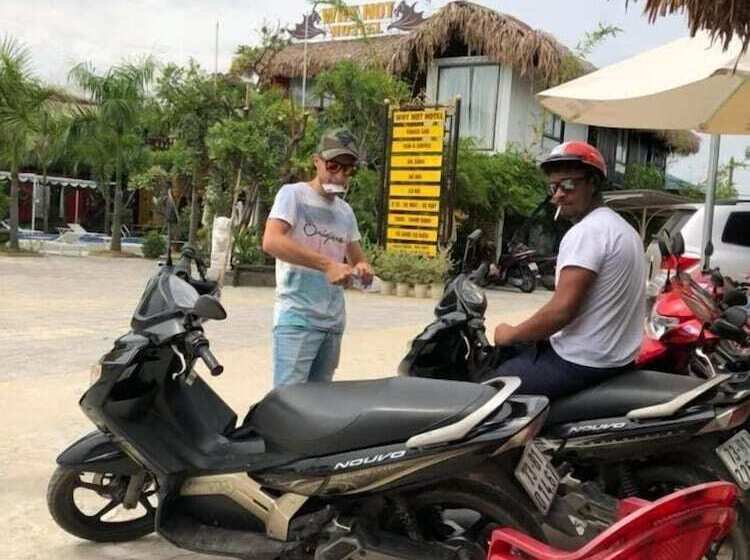 هتل Why Not Hostel