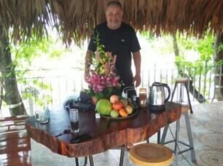 هتل Why Not Hostel