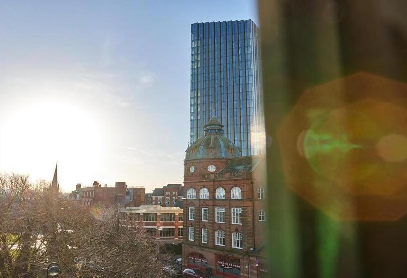 Magpie   Properties Unique