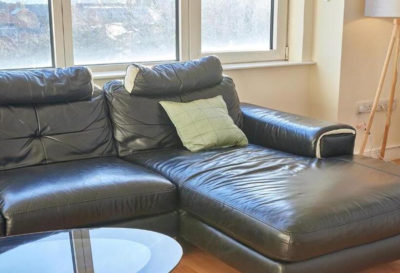 Magpie   Properties Unique