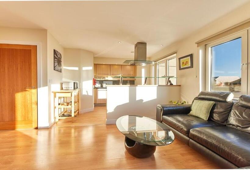 Magpie   Properties Unique