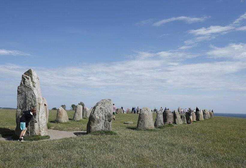 Mälarhusen Semesterby österlen   Stugor & Gårdssviter