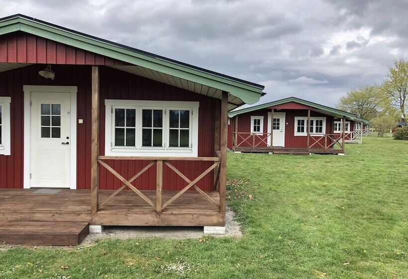 Mälarhusen Semesterby österlen   Stugor & Gårdssviter