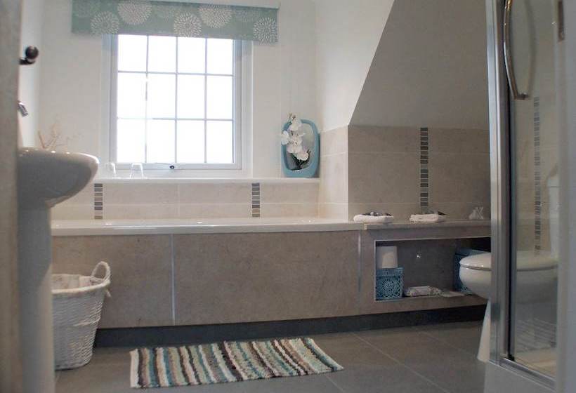 Pen Llyn Bed And Breakfast