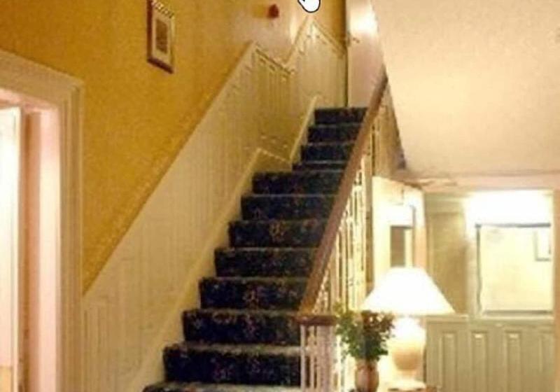 ペンション Aberdour Guest House