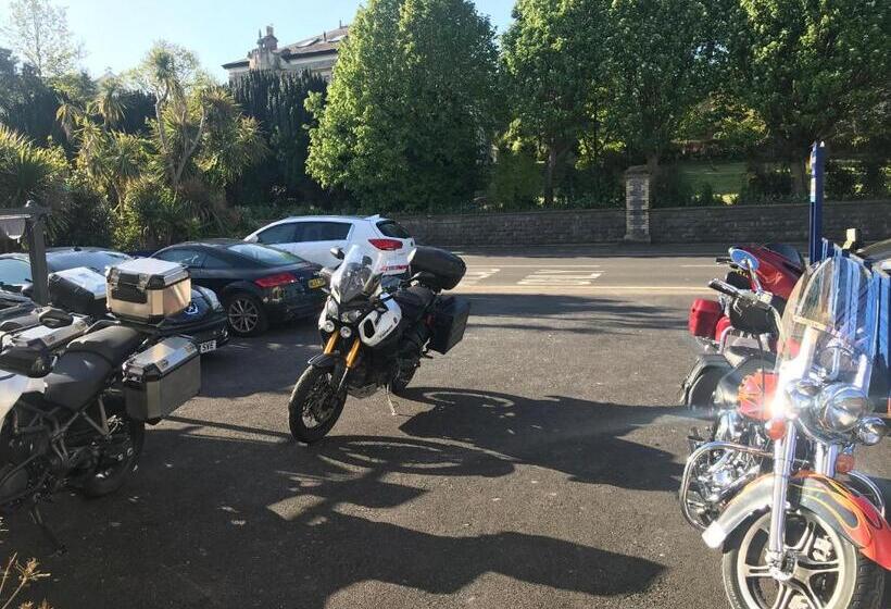 펜션 Ambassador Guest House Bed And Breakfast