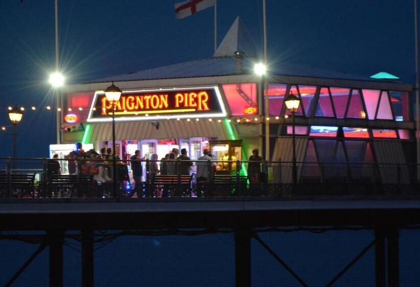 펜션 Ambassador Guest House Bed And Breakfast